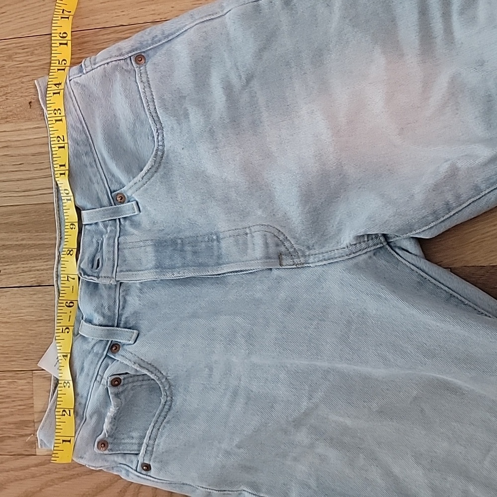 Levi's Light BlueDenim Jeans~Women Size W28 L32 - Picture 6 of 8